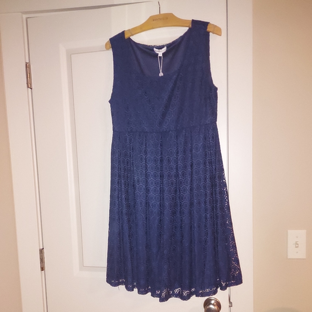 NWT momo maternity dress